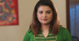 বিচ্ছেদের কারণ জানালেন শবনম ফারিয়া