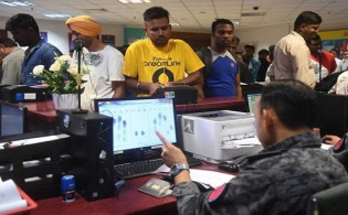 পাসপোর্ট নবায়ন বিড়ম্বনায় মালয়েশিয়া প্রবাসীরা