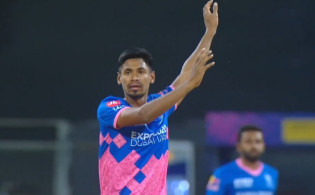 মুস্তাফিজকে নিয়ে ঘূর্ণিঝড় শুরু হয়েছে টুইটারে