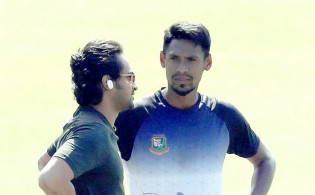 ব্রেকিং নিউজ: সাকিব-মোস্তাফিজের অনুশীলনে নামা নিয়ে বিশাল বিপদে বিসিবি