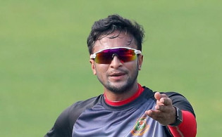অধিনায়ক হয়ে ফিরলেন সাকিব