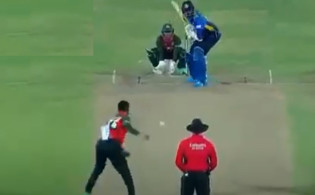 জয়ের জন্য শেষ ৪৮ বল থেকে শ্রীলংকার প্রয়োজন