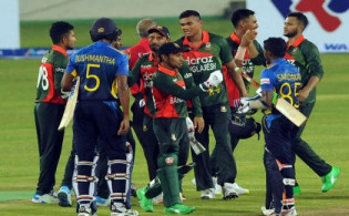 টস শেষ ‘২’ পরিবর্তন নিয়ে ব্যাটিংয়ে বাংলাদেশ, দেখেনিন একাদশ