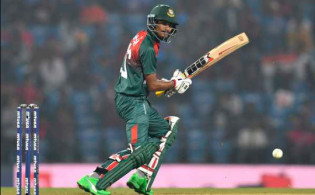 লিটনের জায়গায় ব্যাট হাতে মাঠে নেমে ব্যর্থ নাঈম,সর্বশেষ স্কোর