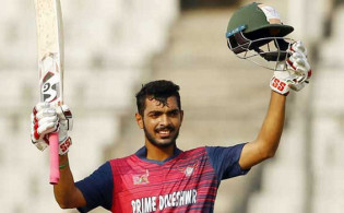 ৬,৬,৬,৪,৬,৪ সাইফ আর রেজার চার ছক্কার ঝড় দেখলো ক্রিকেট বিশ্ব