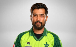 রাতভর নাটকীয়তা শেষে আমিরকে নিয়ে নতুন সিদ্ধান্ত জানালেন পিসিবি