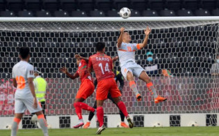 ‘এভাবে আর কতক্ষণ ভারতকে আটকে রাখা যায়’