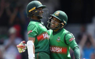 সাকিব ও মুশফিককে নিয়ে কিছু কথা