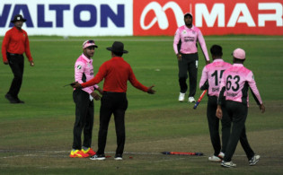 কঠিন শাস্তি দিল বিসিবি, নিষিদ্ধ হলেন সাকিব