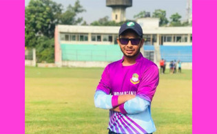 দশ বলে ৫ উইকেট নিয়ে সবাকে অবাক করে দিলেন আনিসুল ইমন