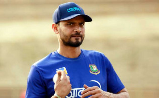 ব্রেকিং নিউজ : বাংলাদেশ দলের নতুন কোচ হতে যাচ্ছেন মাশরাফি