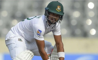 আউট আউট পরপর ২ উইকেট হারালো বাংলাদেশ,দেখেনিন সর্বশেষ স্কোর