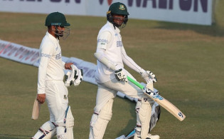বাংলাদেশ-জিম্বাবুয়ে টেস্টসহ টিভিতে আজ যা দেখবেন