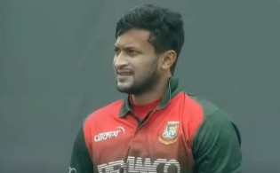 জোড়া মাইলফলক ডাকছে সাকিবকে