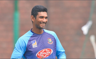 দুইশ ম্যাচের মাইলফলকে পঞ্চপান্ডবের পঞ্চম সদস্য