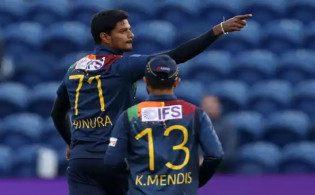 সিরিজ হারের পর আরও বড় বিপদে লঙ্কানরা,দিতে হবে জরিমানা