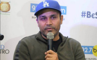 নিজের চুরির কথা নিজেই স্বীকার করলেন সেওয়াগ