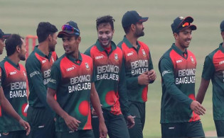 ১ম টি২০ ম্যাচে মাঠে নামার আগে বড় দুঃসংবাদ পেল বাংলাদেশ দল
