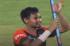 প্রথম বোলার হিসেবে রেকর্ড গড়লো মুস্তাফিজ