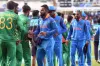 চরম উত্তেজনার ম্যাচে মাঠে নামছে ভারত-পাকিস্তান