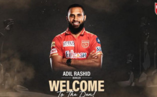 ক্যারিয়ারের এই প্রথম এমন সুখবর পেল আদিল রশিদ