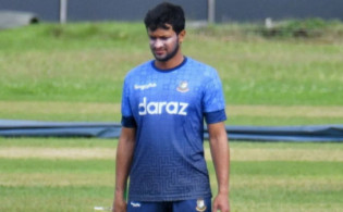 অনুশীলনে দলের সাথে যোগ দিলেন সাকিব আল হাসান