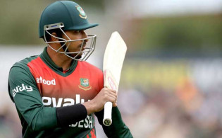 টি-টোয়েন্টি বিশ্বকাপের চূড়ান্ত স্কোয়াড থেকে বাদ পড়তে যাচ্ছে সৌম্য সরকার