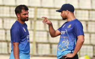 তামিমের সিদ্ধান্ত নিয়ে ফেসবুকে যা লিখলেন মাশরাফি