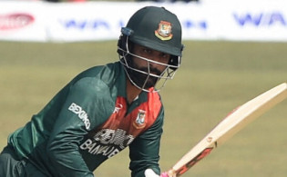 বিশ্বকাপের দল থেকে সরে গিয়ে ইপিএল খেলার আসল কারন