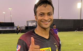 দিনের শুরুতেই দেখেনিন টিভিতে আজকের খেলার সময়সূচি