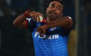 আইপিএলে মালিঙ্গাকে সরিয়ে নতুন ইতিহাস গড়ার পথে অমিত