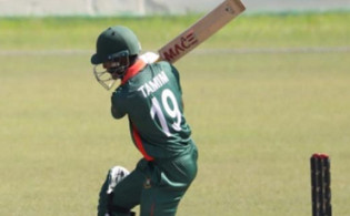 ৯৩ বলে ৮৩ তামিম ৩১ ওভার শেষে গড়ছে রান পাহাড়
