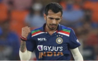 চাহালকে নিয়ে ক্ষেপেছে শেবাগ, জানতে চান কারণ