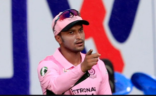 ব্রেকিং নিউজ : সাকিবকে নতুন সুখবর দিলেন : ডেসকাট