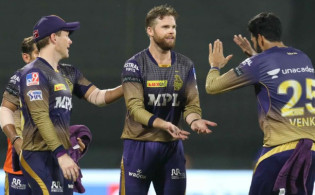 হাড্ডাহাড্ডি লড়াইয়ে এইমাত্র শেষ হলো সাকিব মুস্তাফিজদের ম্যাচ,জেনেনিন ফলাফল