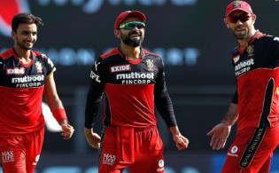 কোহলিদের ভুল কোথায় ছিল ব্যাখা দিলেন প্রধান কোচ হেসন