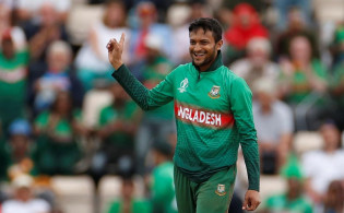 সেরা অলরাউন্ডার সাকিব কিন্তু অন্য আরেক জন আছেন তার মতই বললেন ডেসকাট