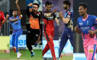 চলতি আইপিএলের সবচেয়ে সেরা বোলারের নাম জানালেন : গম্ভীর