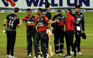 ব্রেকিং নিউজ : একাদশে বাধ্যতামূলক ভাবে রাখতে হবে যে ক্রিকেটারকে