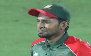 ১ মাত্র ক্রিকেটার হিসেবে রেকর্ড গড়তে যাচ্ছে মুশফিক