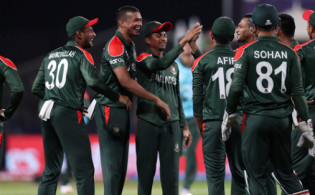প্রথম ম্যাচে বাজে খেলায় ২য় ম্যাচে ওমানের বিপক্ষে দল থেকে বাদ পড়ছে যে ক্রিকেটাররা
