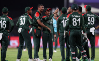 W,W,W,W প্রথম ২৮ বলে ৪ তুলে নিলো টাইগাররা
