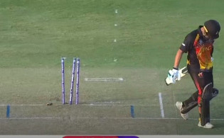 ১৯ ওভার শেষে ৯ উইকেট তুলে নিলো টাইগাররা,সর্বশেষ স্কোর