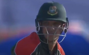 ৩১৬ ট্রাইক রেটে ব্যাটিং করে বাংলাদেশকে ১টি রেকর্ড উপহার দিলো সাইফুদ্দিন