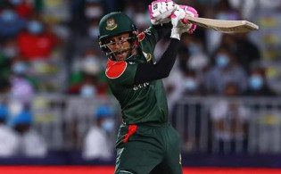 বাজে পারফর্ম নয়, মুশফিকের অন্য ঘটনায় অবাক তামিম