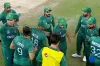পরপর ৩ উইকেট তুলে নিলো পাকিস্থান, দেখেনিন সর্বশেষ স্কোর