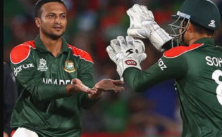 এক রেকর্ড ভেঙ্গে অন্য রেকর্ড ভাঙ্গার ধারপ্রান্তে সাকিব