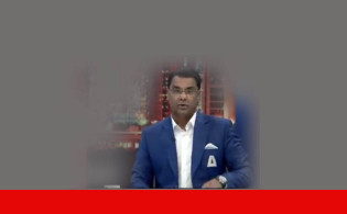 ওয়াকার হার্শির প্রতিবাদের পর টুইটারে যে বিশেষ বার্তা দিলেন