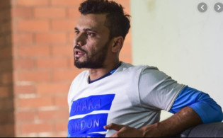 পরপর ম্যাচ হারায় টাইগারদের নিয়ে যা বললন : মাশরাফি
