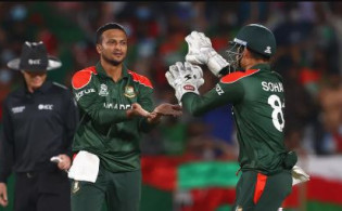 বিশ্বকাপ শেষ না হতেই যুক্তরাষ্ট্রে চলে যাচ্ছেন সাকিব